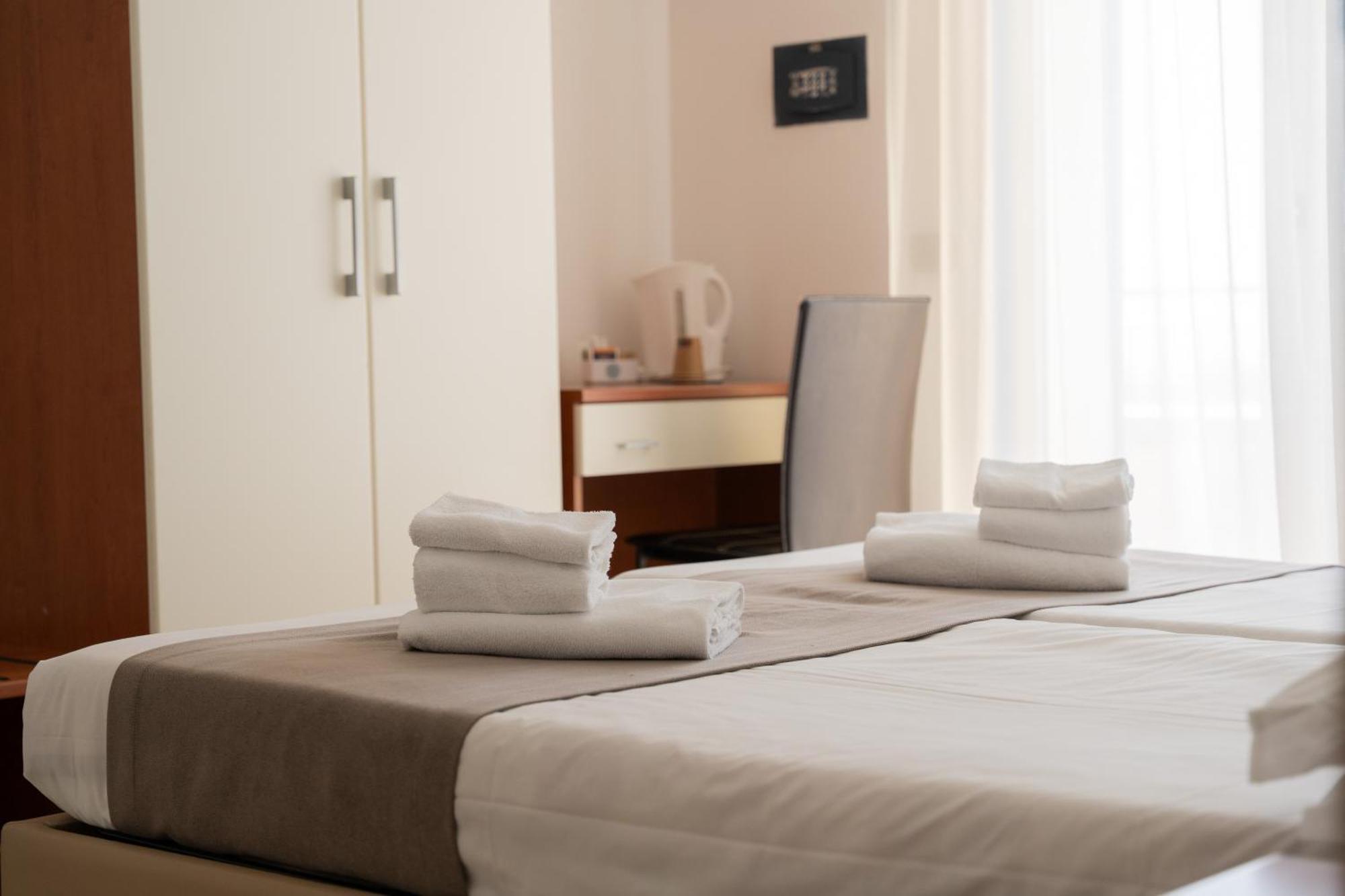 Spa Hotel Splendid Sole Manerba del Garda Ngoại thất bức ảnh